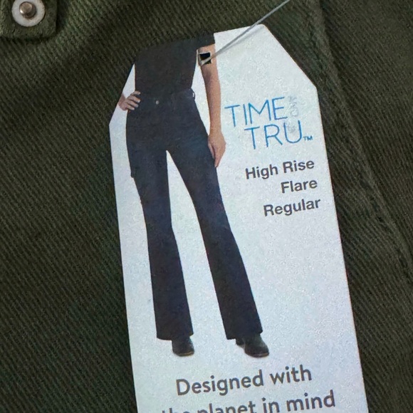 Time and Tru Size 4 High Rise Cargo Flare Jeans in Sea Turtle Green - Picture 6 of 6